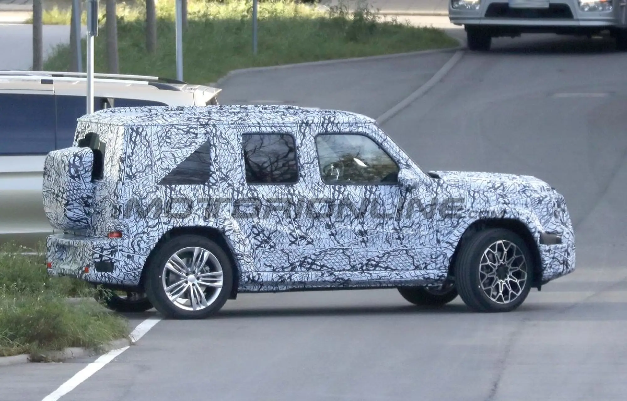 Mercedes baby Classe G - Foto spia 25-11-2025 - 9