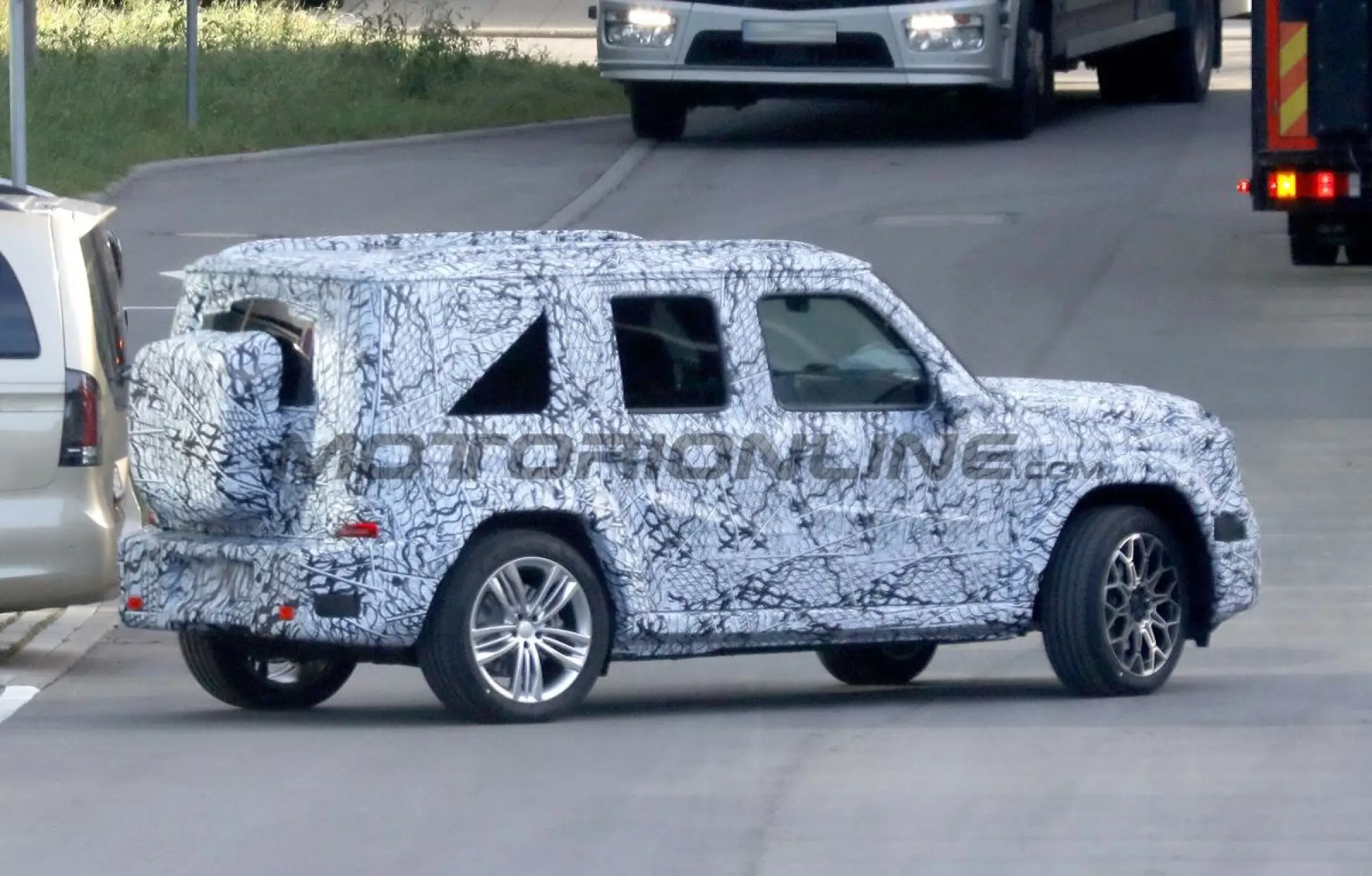 Mercedes baby Classe G - Foto spia 25-11-2025 - 8