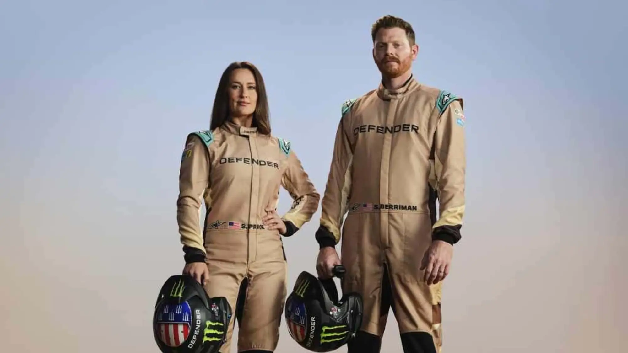 Defender Dakar D7X-R - 3