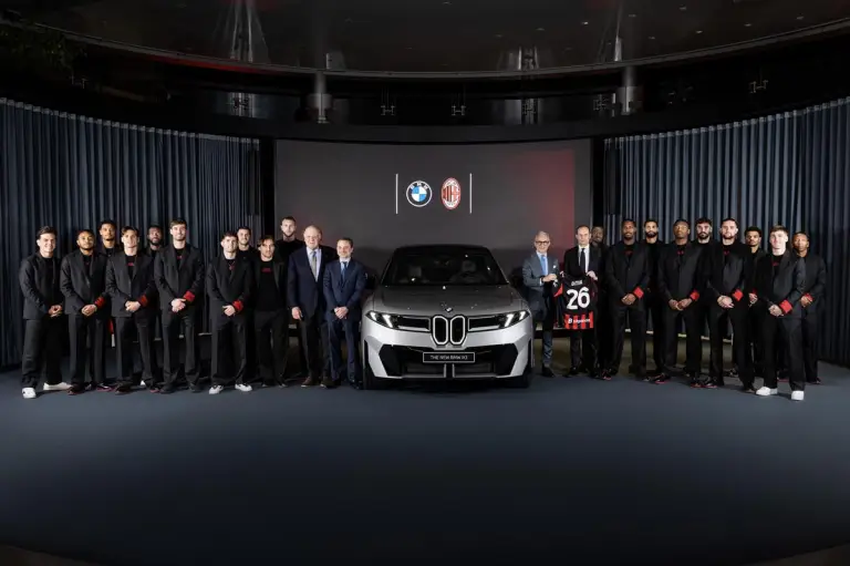 BMW e AC Milan - Consegna flotta stagione 2025-2026 - 3