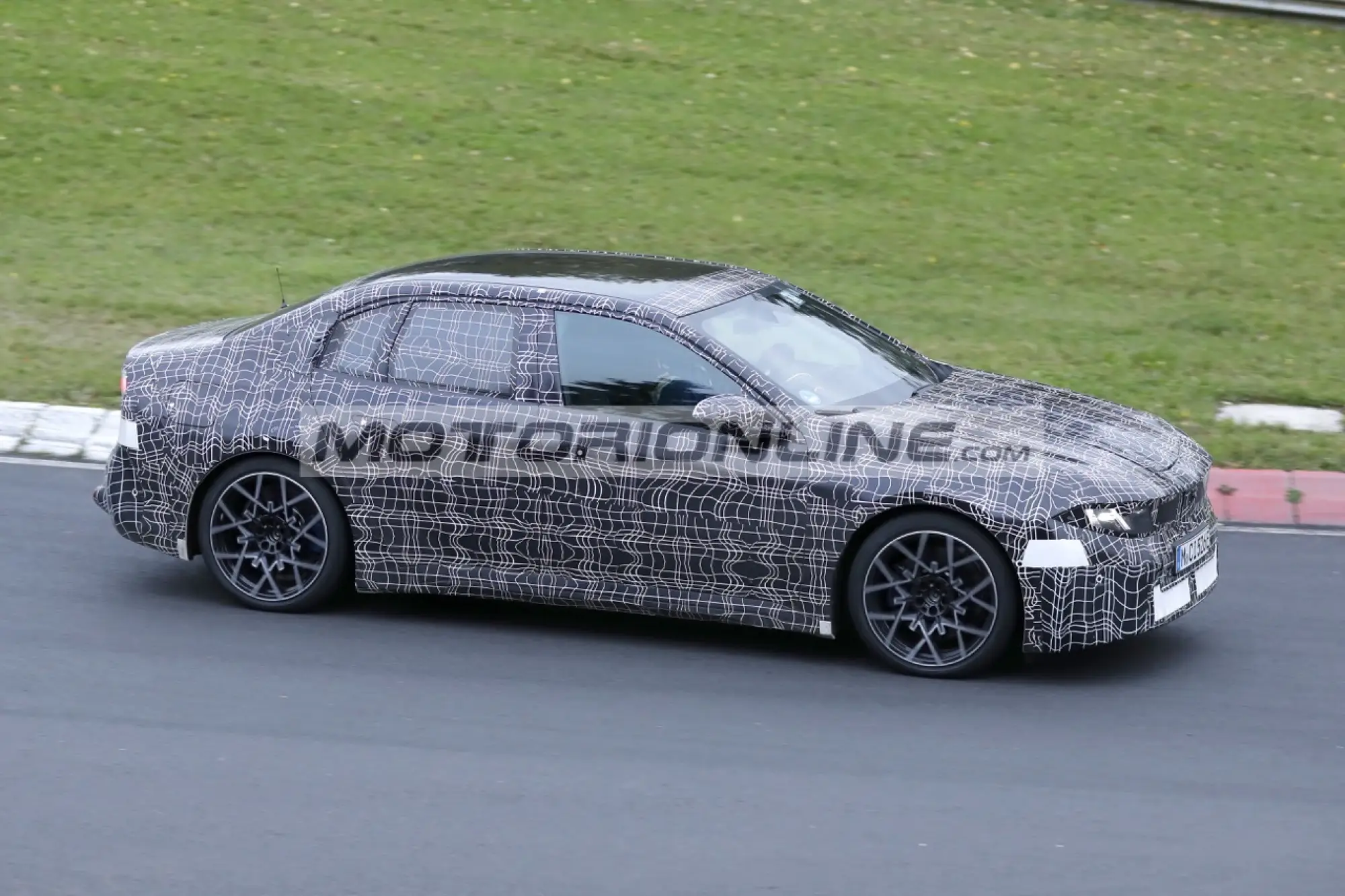 BMW Serie 3 e i3 2027 - Foto spia - 6