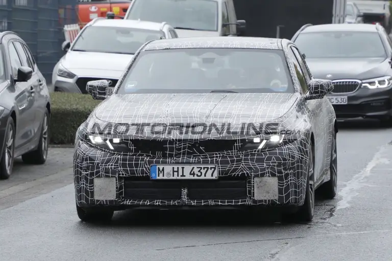 BMW Serie 3 e i3 2027 - Foto spia - 16