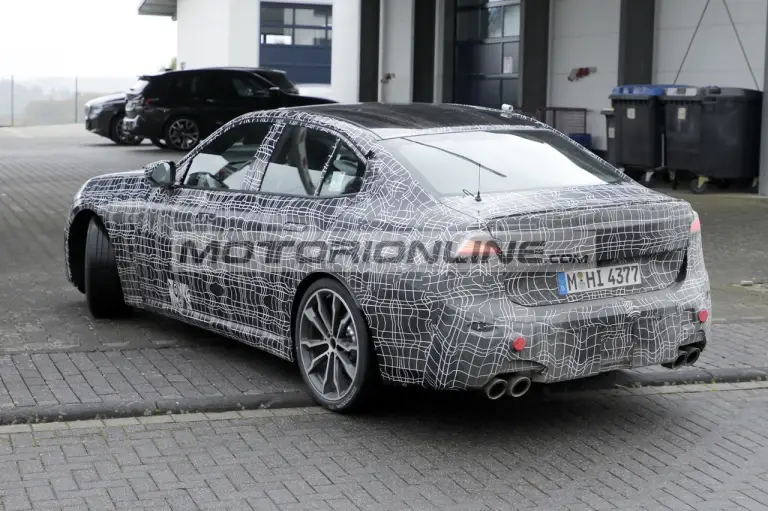 BMW Serie 3 e i3 2027 - Foto spia - 20