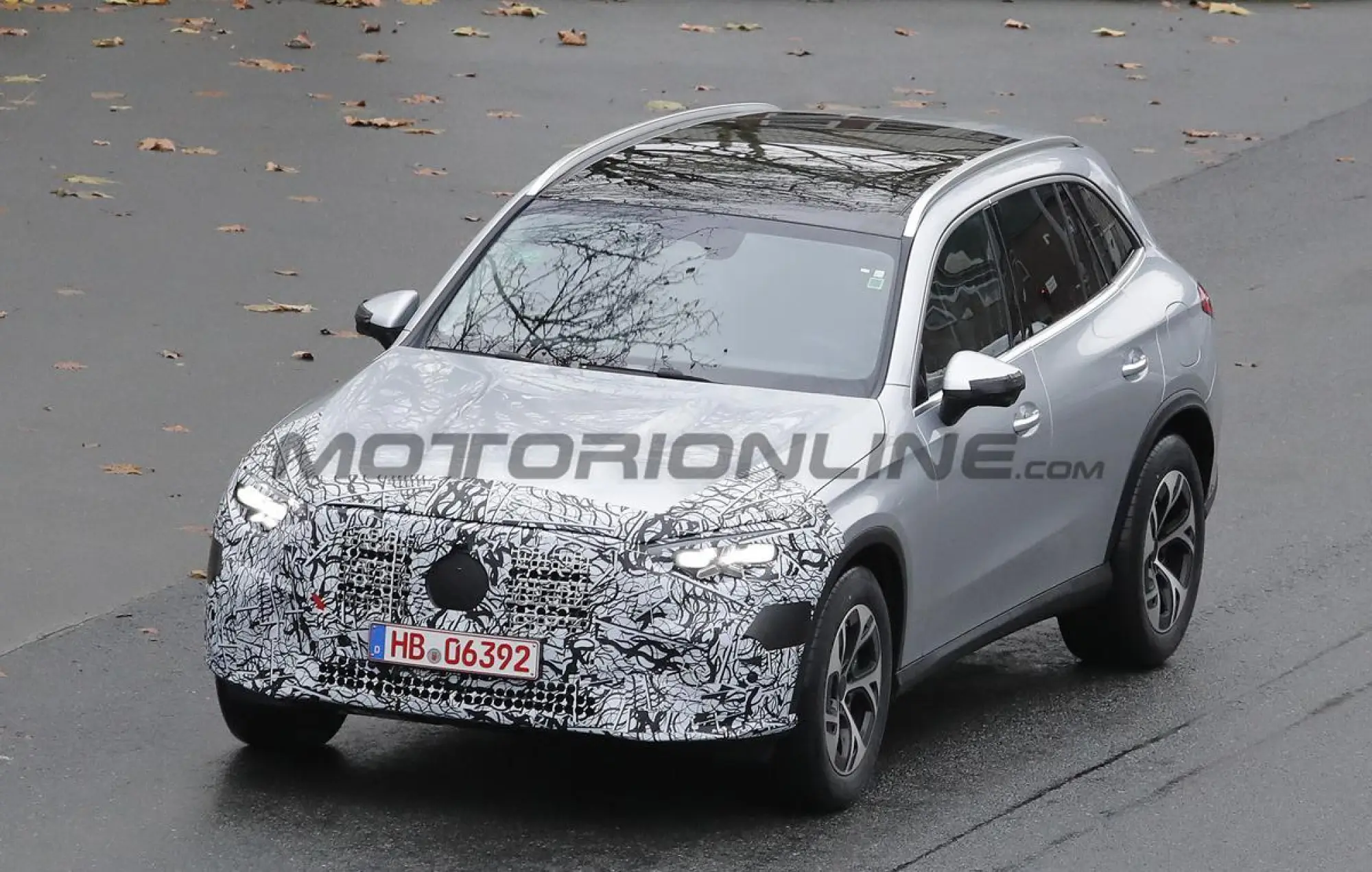 Mercedes GLC 2026 - Foto spia 01-12-2025 - 4