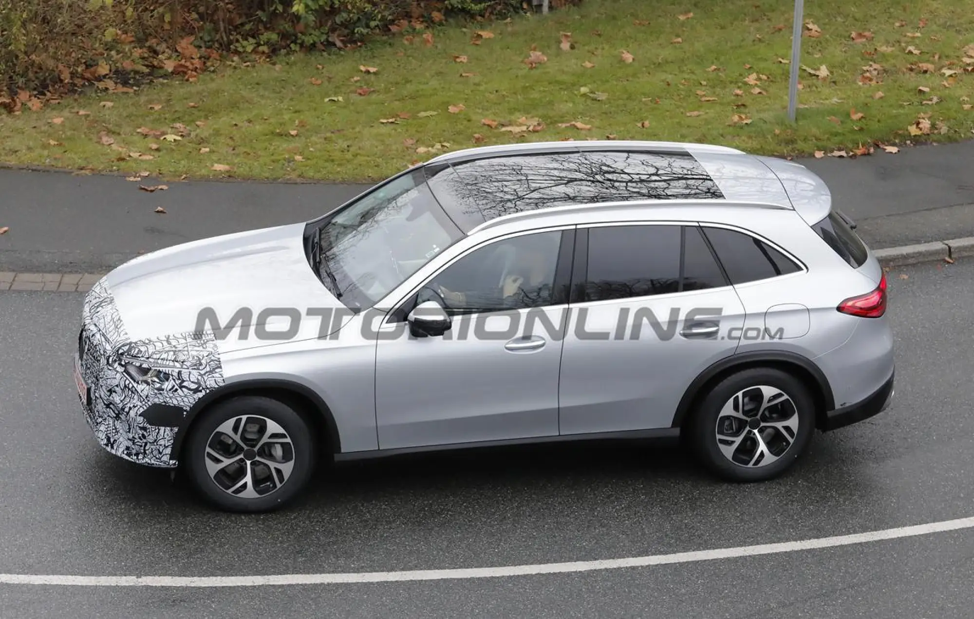 Mercedes GLC 2026 - Foto spia 01-12-2025 - 5