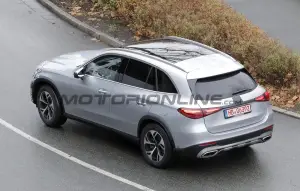 Mercedes GLC 2026 - Foto spia 01-12-2025