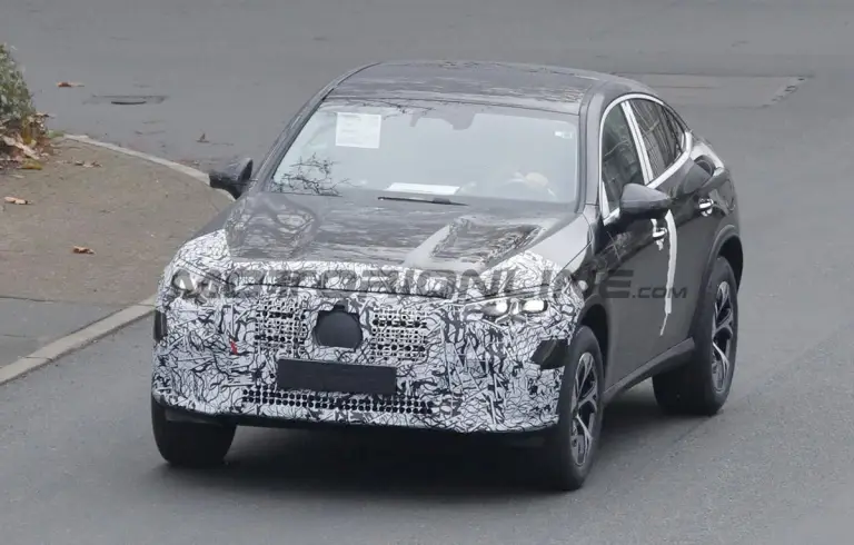 Mercedes GLC 2026 - Foto spia 01-12-2025 - 9