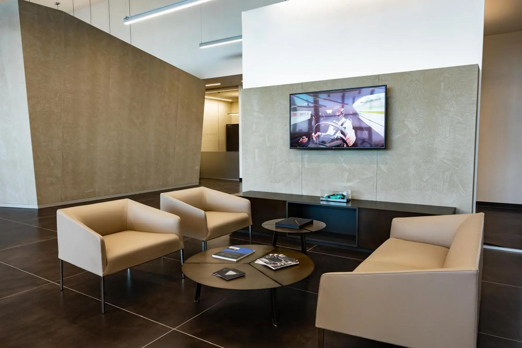 Lamborghini Praga - 10