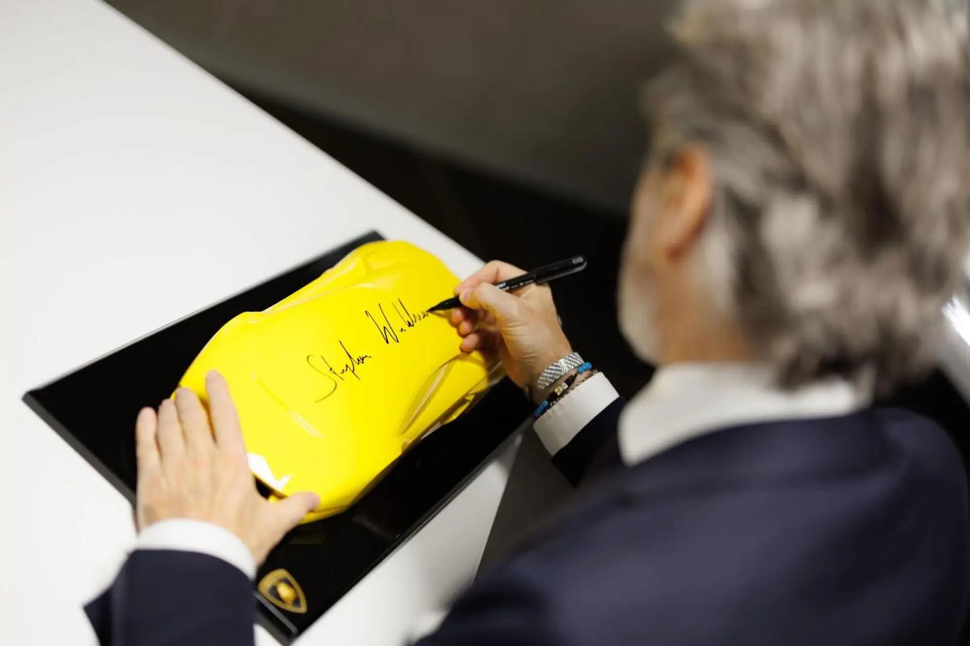 Lamborghini Praga - 14