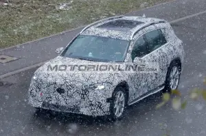 Mercedes GLC elettrica 7 posti - Foto spia 4-12-2025