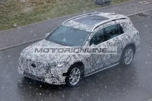Mercedes GLC elettrica 7 posti - Foto spia 4-12-2025