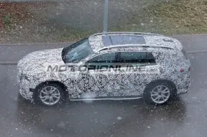 Mercedes GLC elettrica 7 posti - Foto spia 4-12-2025