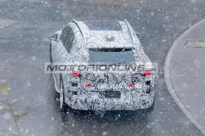 Mercedes GLC elettrica 7 posti - Foto spia 4-12-2025