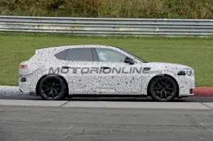 Bentley SUV elettrico - Foto spia 4-12-2025 - 6