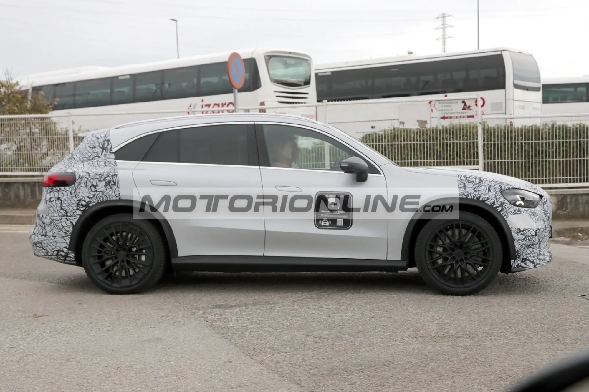 Mercedes AMG GLC elettrica - Foto spia 5-12-2025 - 7