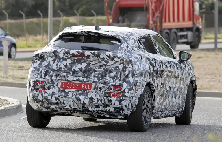 Nissan Juke 2026 - Foto spia 09-12-2025 - 11