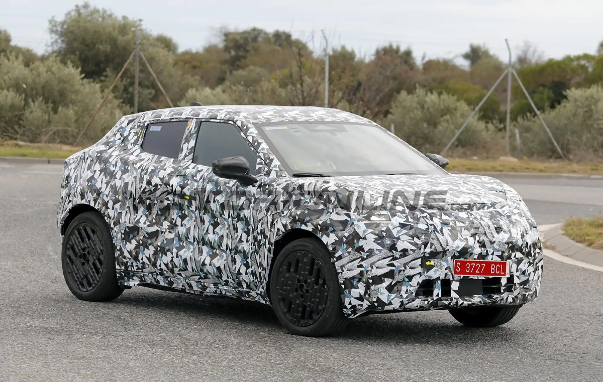 Nissan Juke 2026 - Foto spia 09-12-2025 - 2