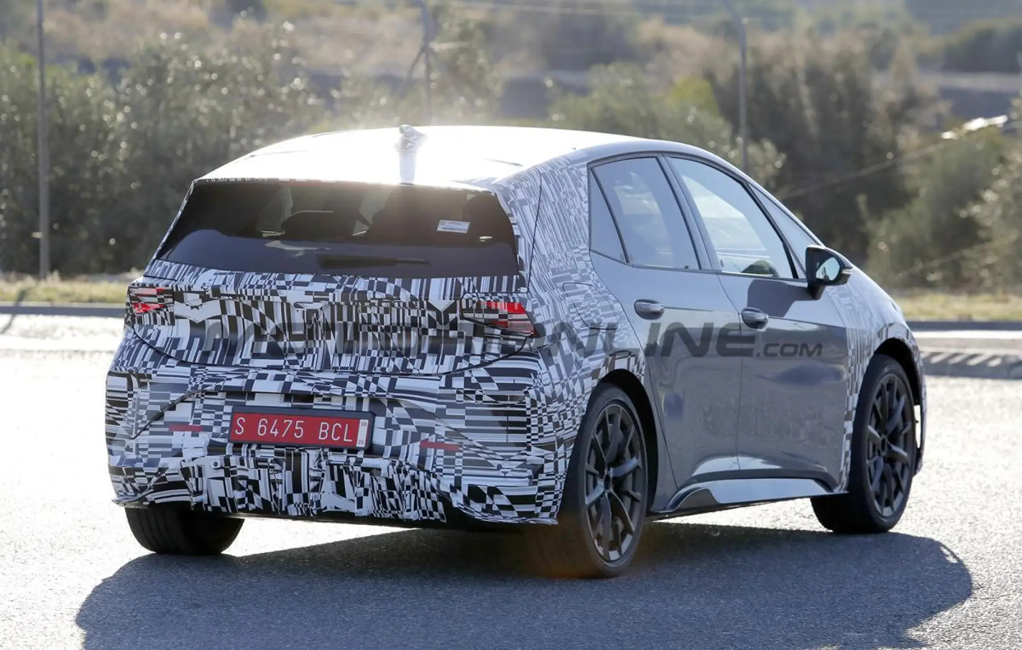 Cupra Born 2026 - Foto spia 09-12-2025 - 9