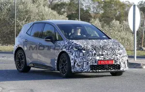 Cupra Born 2026 - Foto spia 09-12-2025