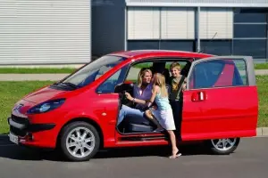 Peugeot 107 e 1007 - 20 anni - 6