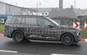 BMW X7 2028 - Foto spia 12-12-2025