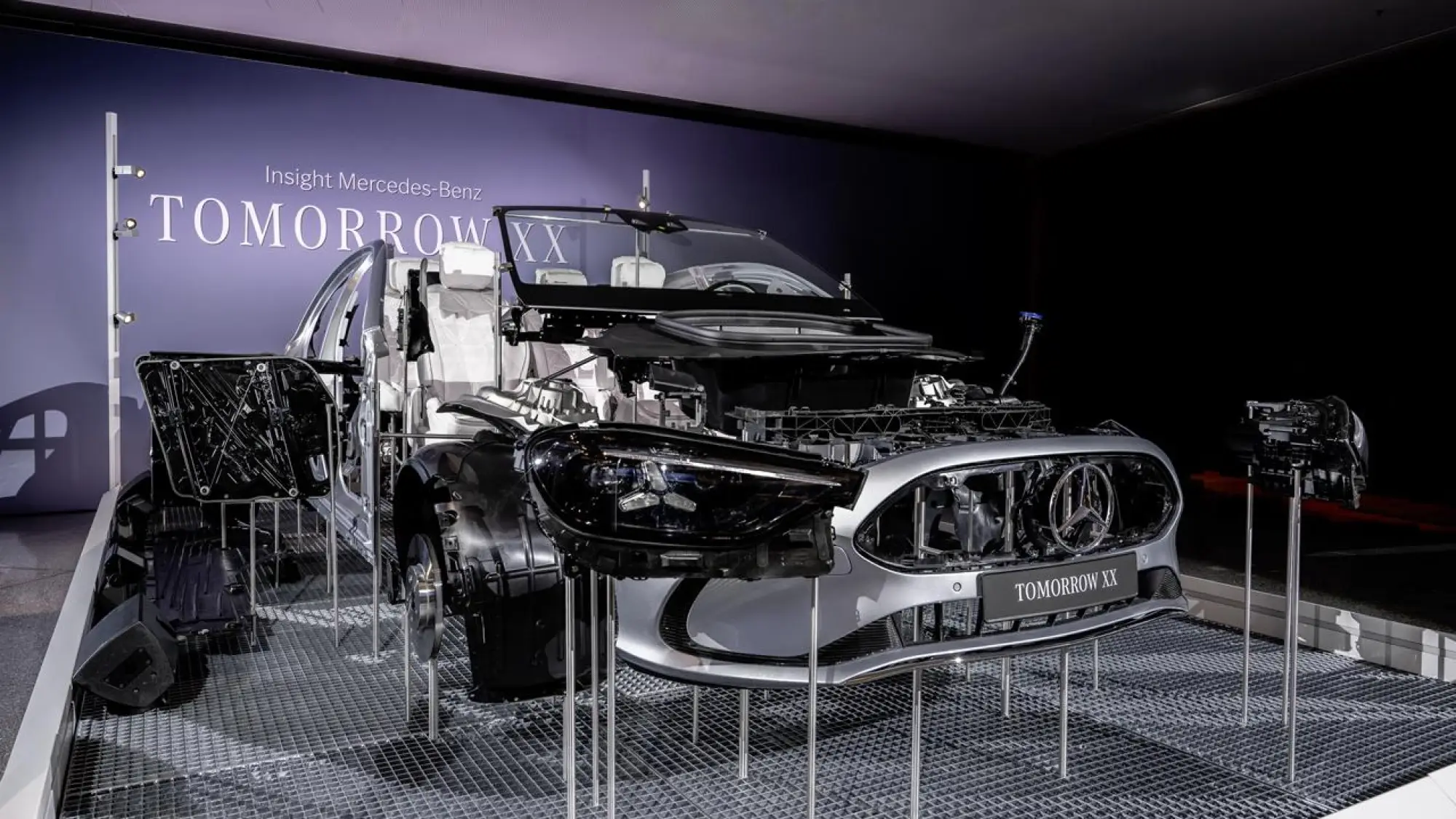 Mercedes - Tomorrow XX - 18