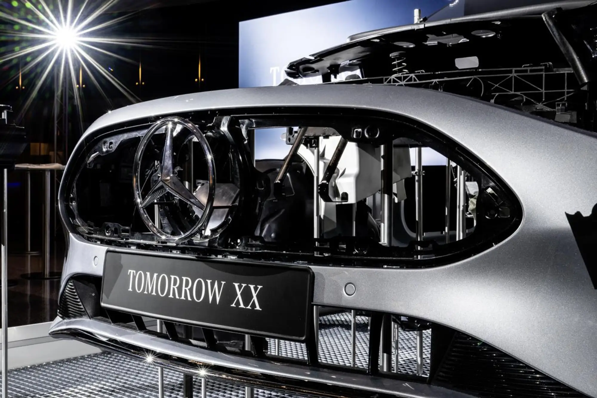 Mercedes - Tomorrow XX - 13