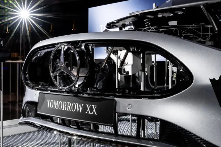 Mercedes - Tomorrow XX - 13
