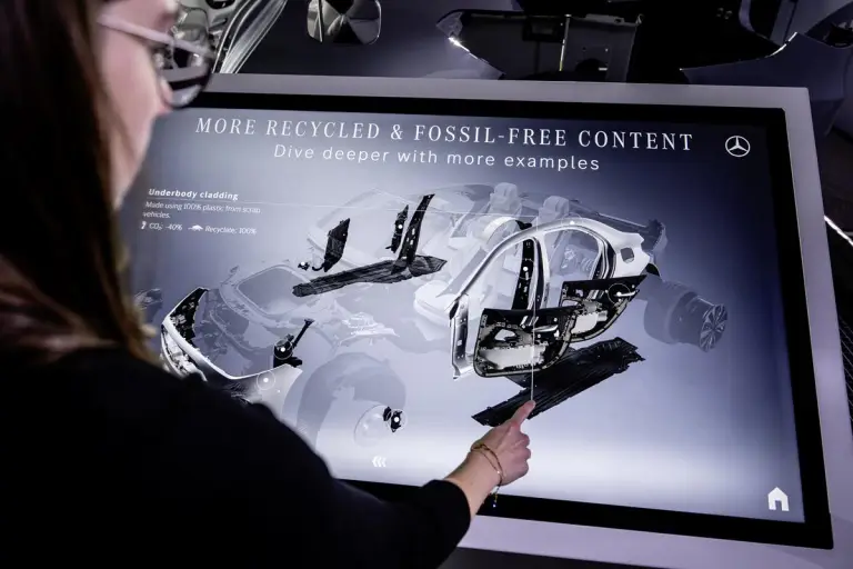 Mercedes - Tomorrow XX - 17