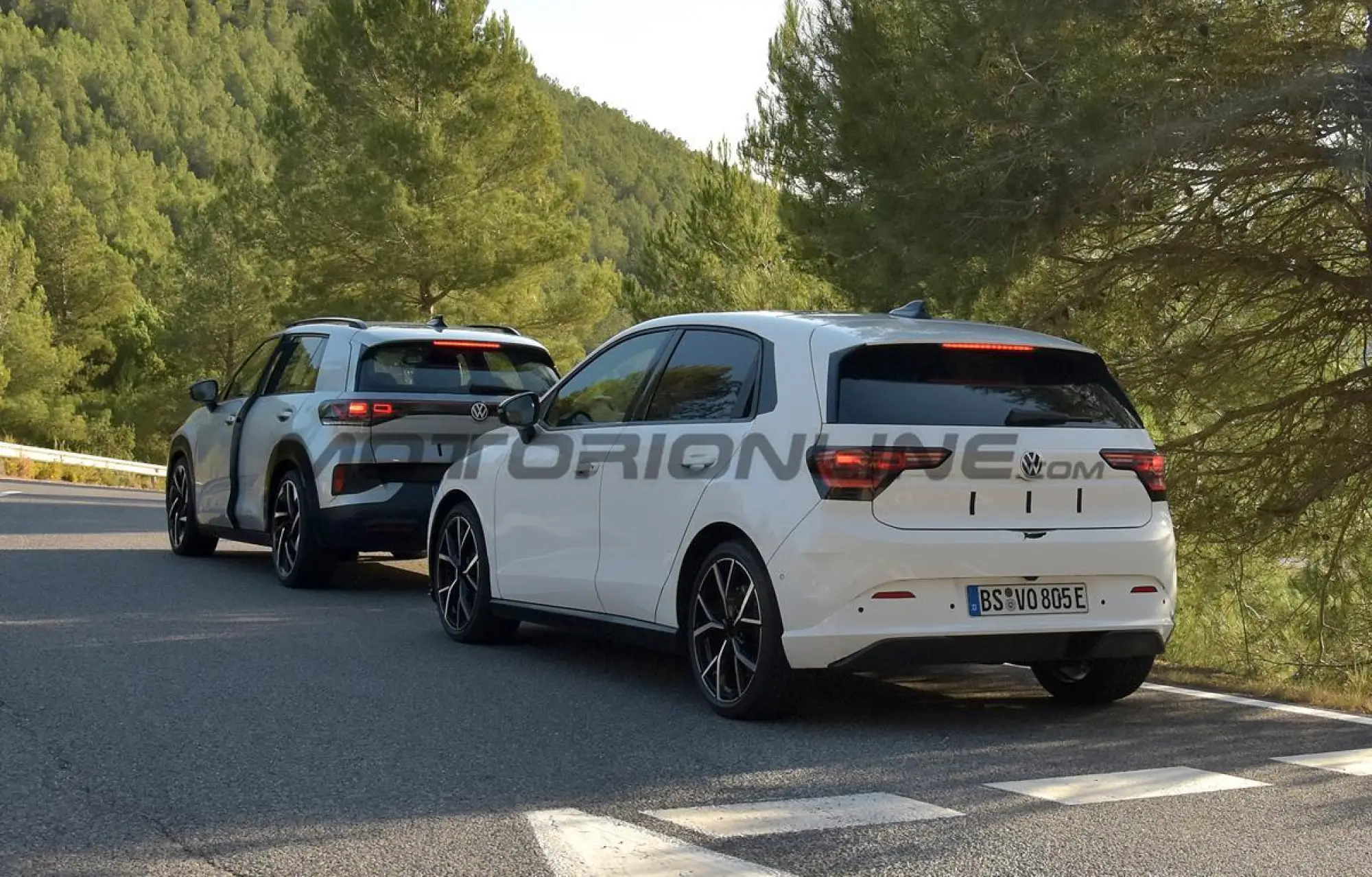 Volkswagen ID Cross - Foto spia 18-12-2025 - 9