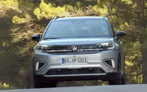 Volkswagen ID Cross - Foto spia 18-12-2025
