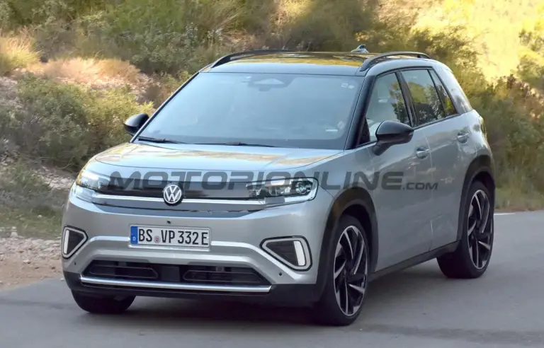 Volkswagen ID Cross - Foto spia 18-12-2025 - 3