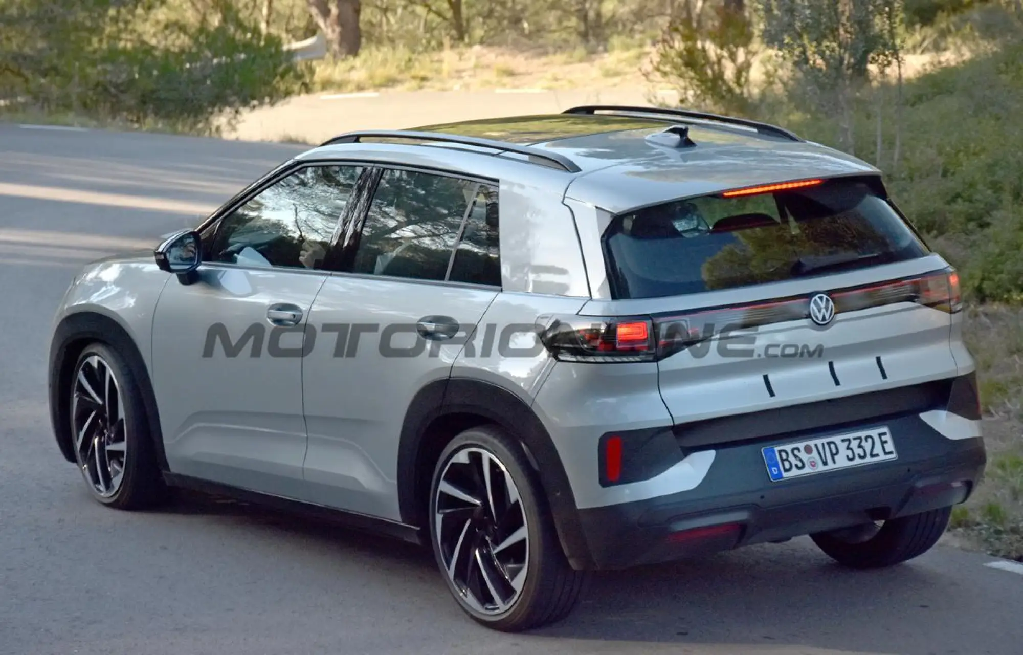 Volkswagen ID Cross - Foto spia 18-12-2025 - 7