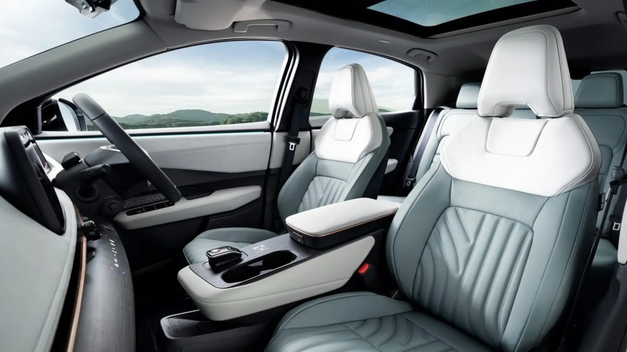 Nissan Ariya 2026 - Foto Giappone - 5