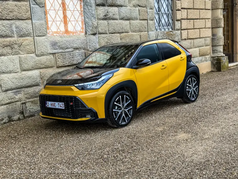 Toyota Aygo X Hybrid - Primo Contatto - 8