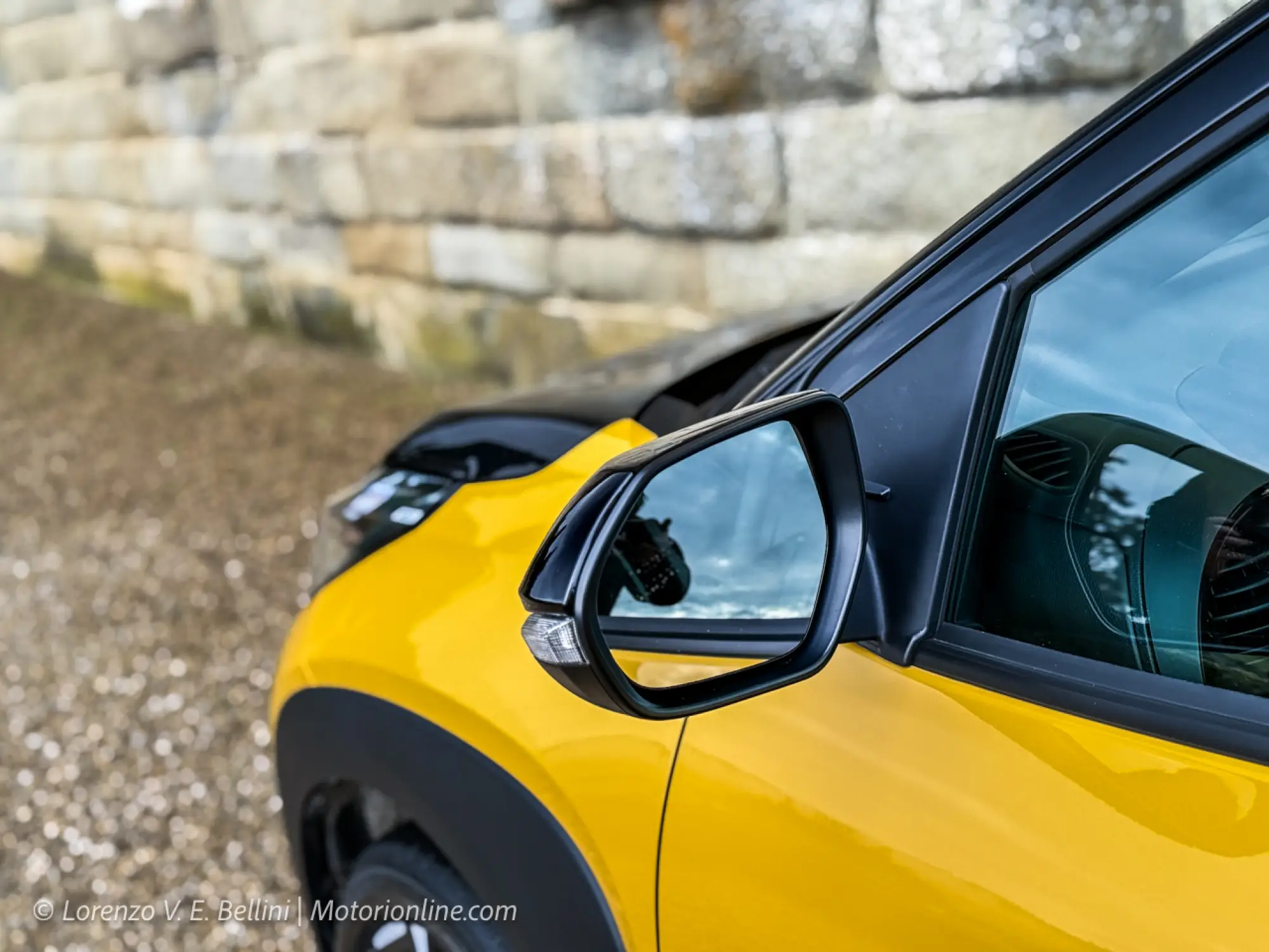 Toyota Aygo X Hybrid - Primo Contatto - 24