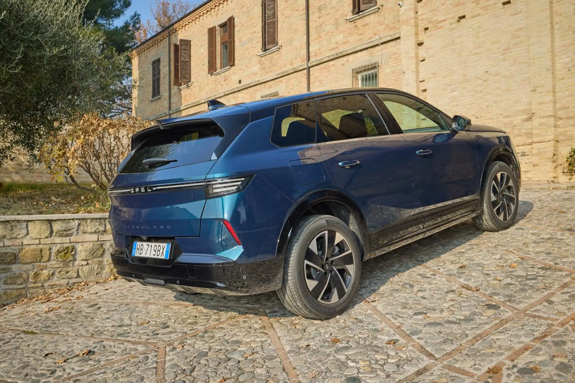 Opel Grandland Plug-in Hybrid - Urbino - 2