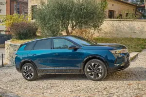 Opel Grandland Plug-in Hybrid - Urbino