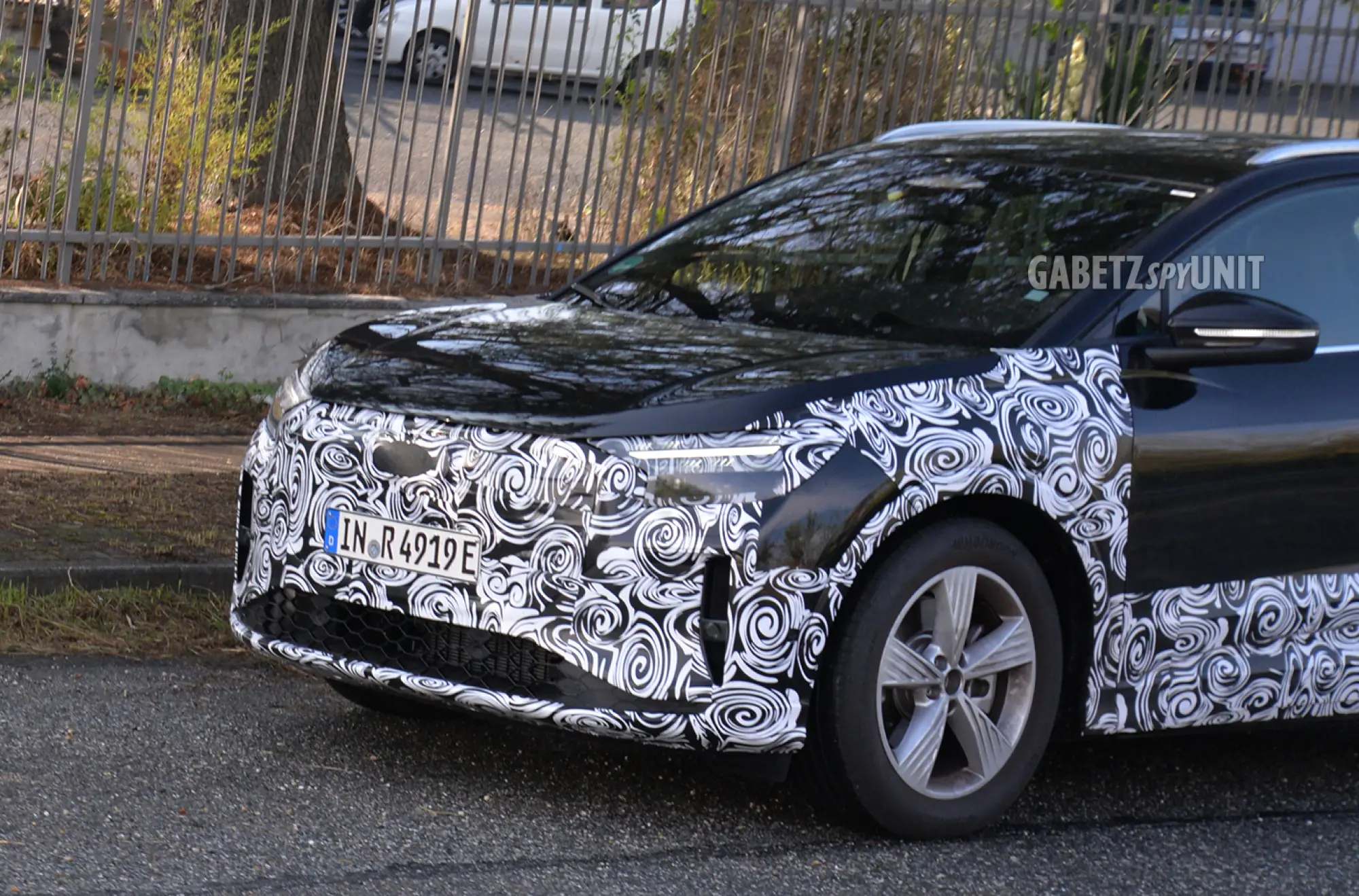 Audi Q4 e-tron Sportback 2026 - Foto spia 24-12-2025 - 5