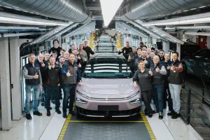 XPENG P7 Plus - Produzione europea