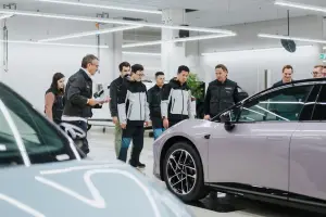 XPENG P7 Plus - Produzione europea