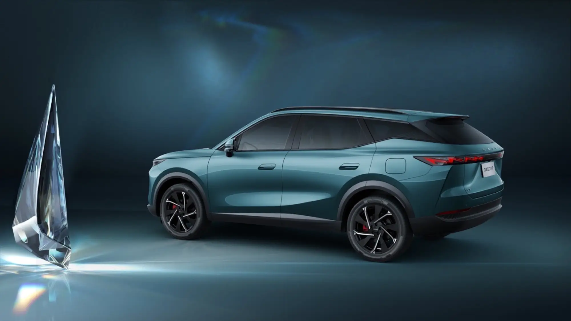 Omoda 7 SHS-P 2026 - Foto ufficiali - 3