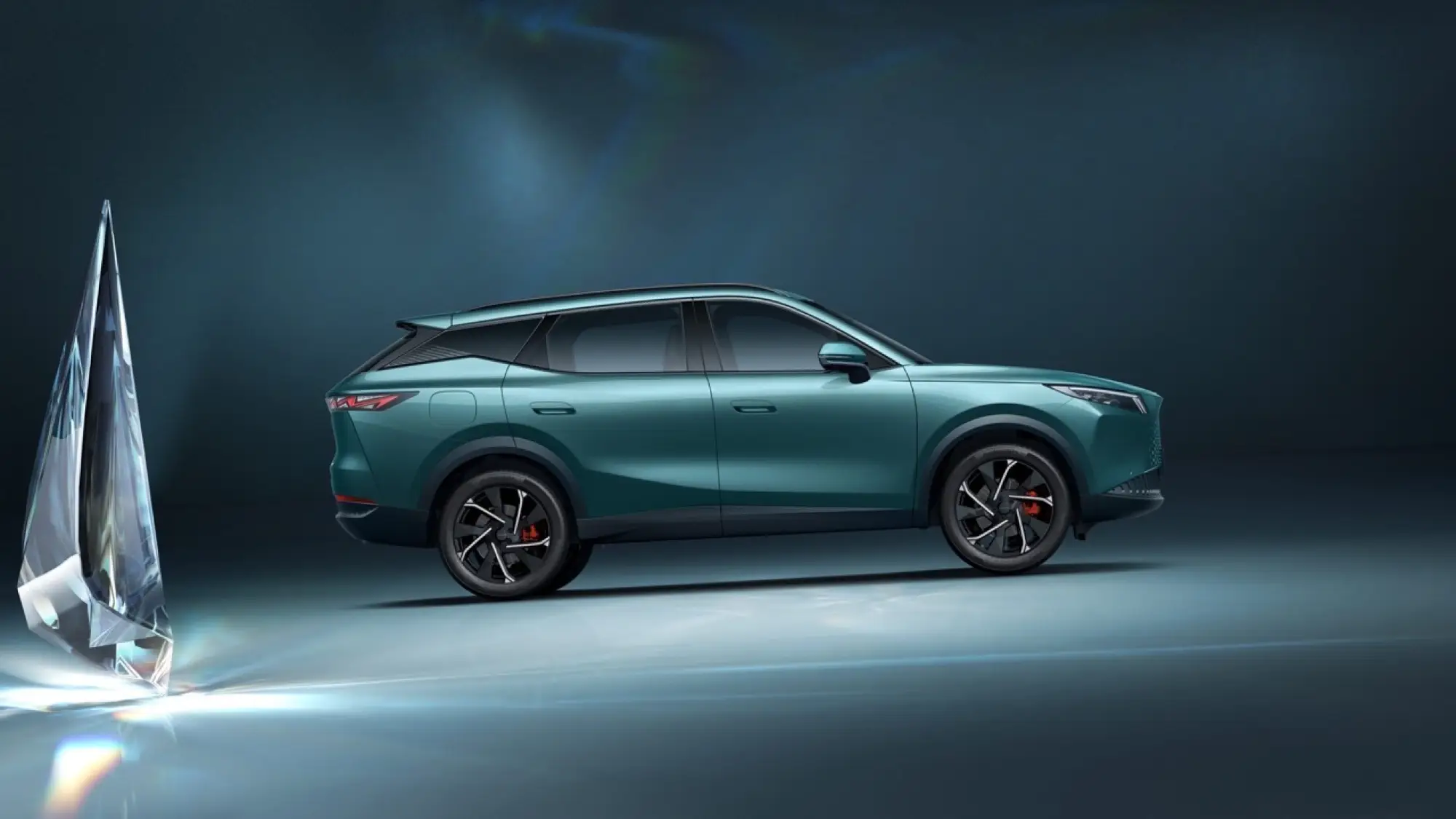 Omoda 7 SHS-P 2026 - Foto ufficiali - 4