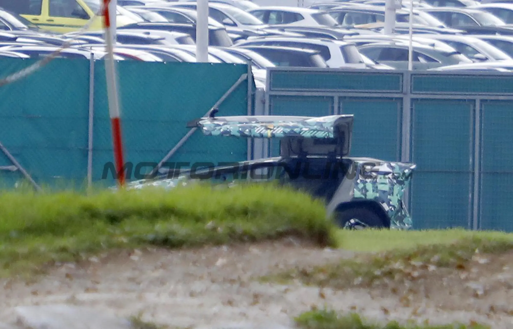 CEER SUV - Foto spia 08-01-2026 - 11