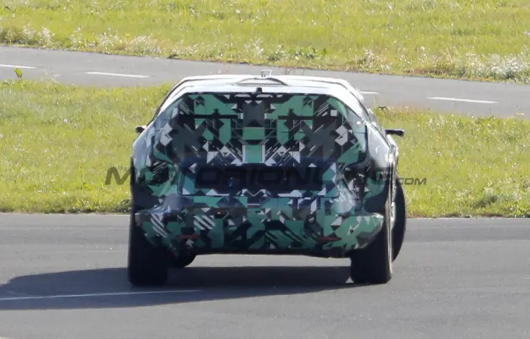 CEER SUV - Foto spia 08-01-2026 - 7