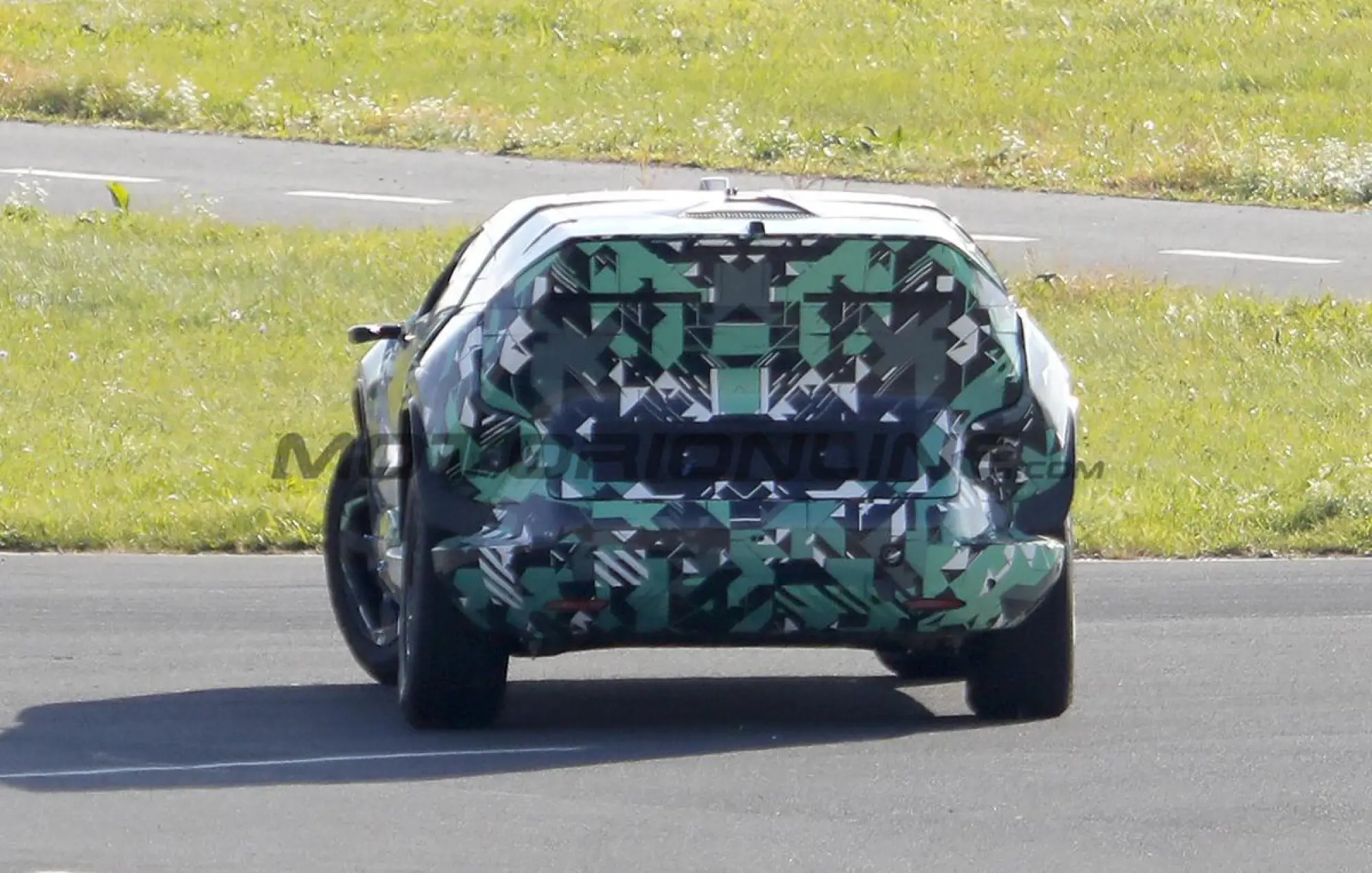 CEER SUV - Foto spia 08-01-2026 - 6