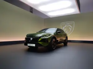Peugeot 408 2026 - Foto live