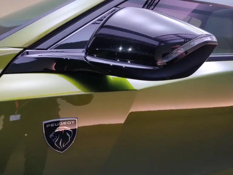 Peugeot 408 2026 - Foto live - 11