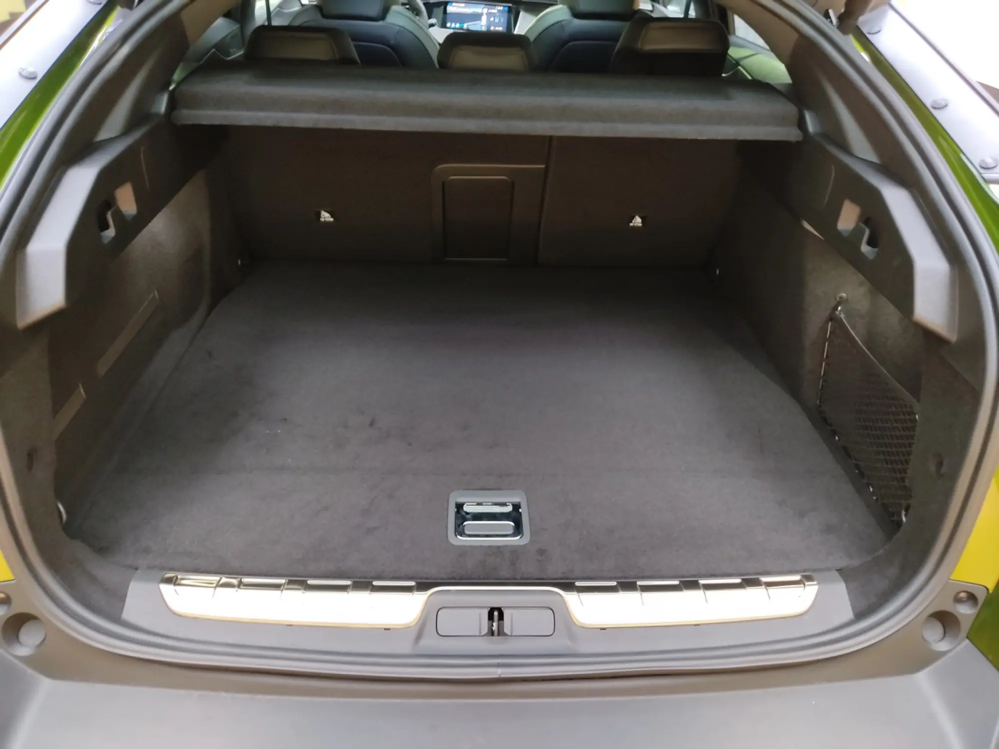 Peugeot 408 2026 - Foto live - 29