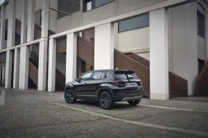 Jeep Avenger Black Edition